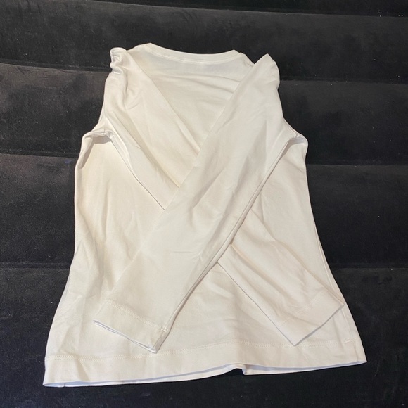 MONNALISA girls cream long sleeve top size 9 - Picture 3 of 5